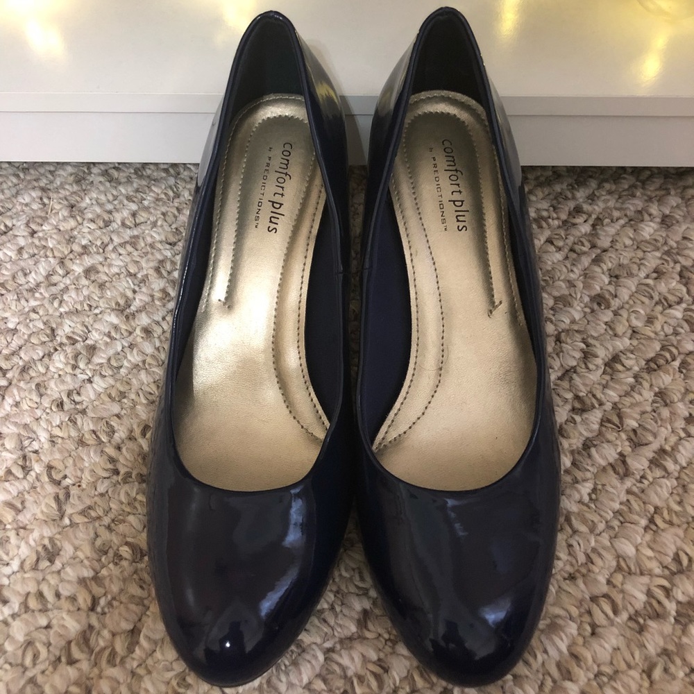 Navy blue 1.5” heels—good condition